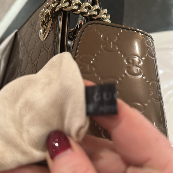 Gucci Brown Structured Shoulder Bag with Chain Handles - Picture 7 of 10